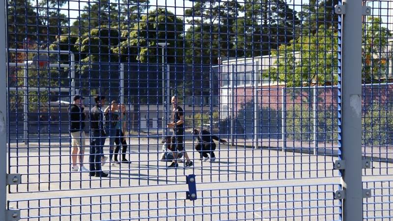 Barn på basketplan Barn på basketplan